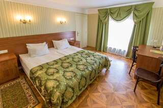 Гостиница Московская Застава Кострома Стандартный двухместный номер с 1 кроватью или 2 отдельными кроватями, вид на реку-1